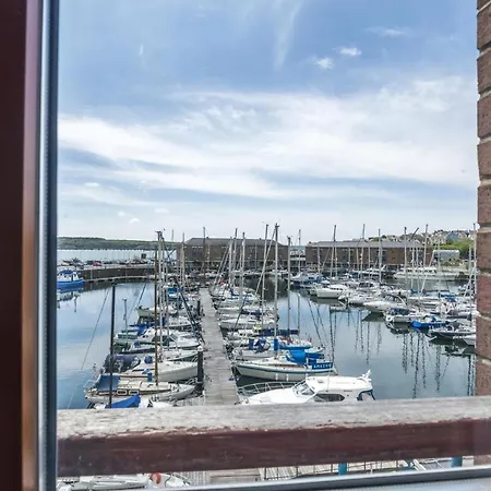 Marina View - 3 Bedroom Apartment - Milford Marina Milford Haven Exterior foto